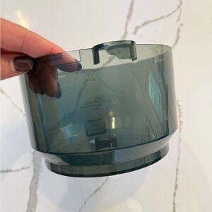 Baby Brezza Formula Container and Lid